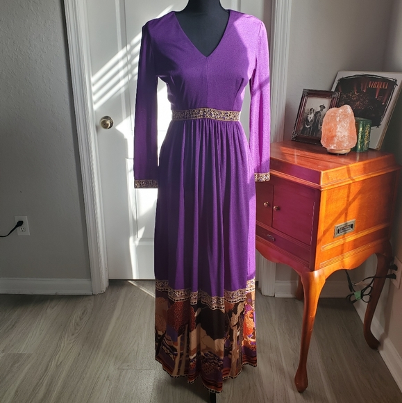 😯STUNNING 1960s BOHEMIAN STYLE LONG SLEEVE/ DRESS - Picture 1 of 7